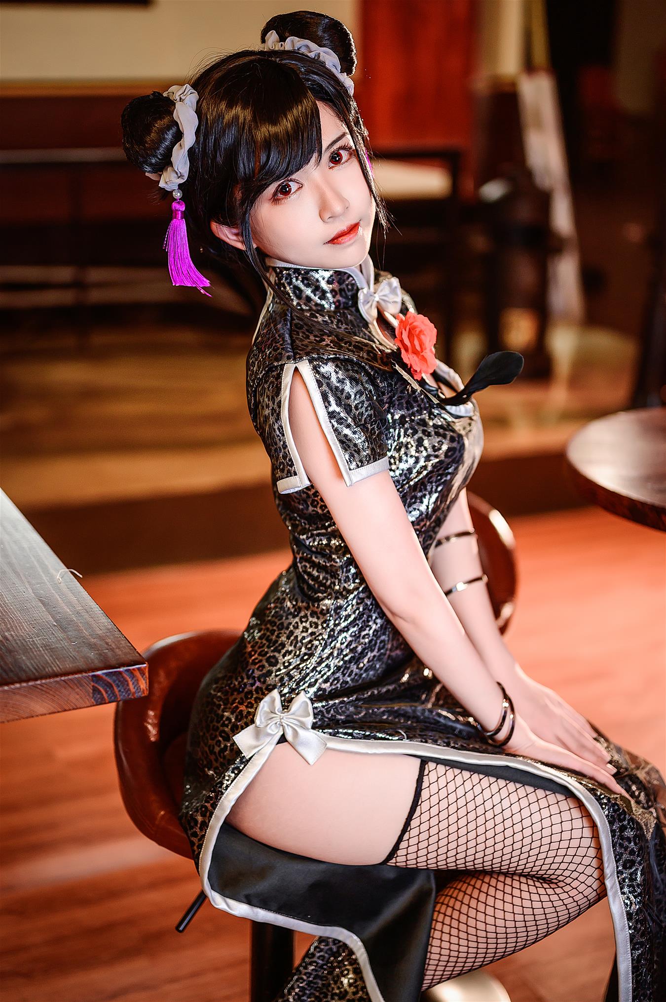 鳗鱼霏儿 蒂法旗袍 [21P-419MB]