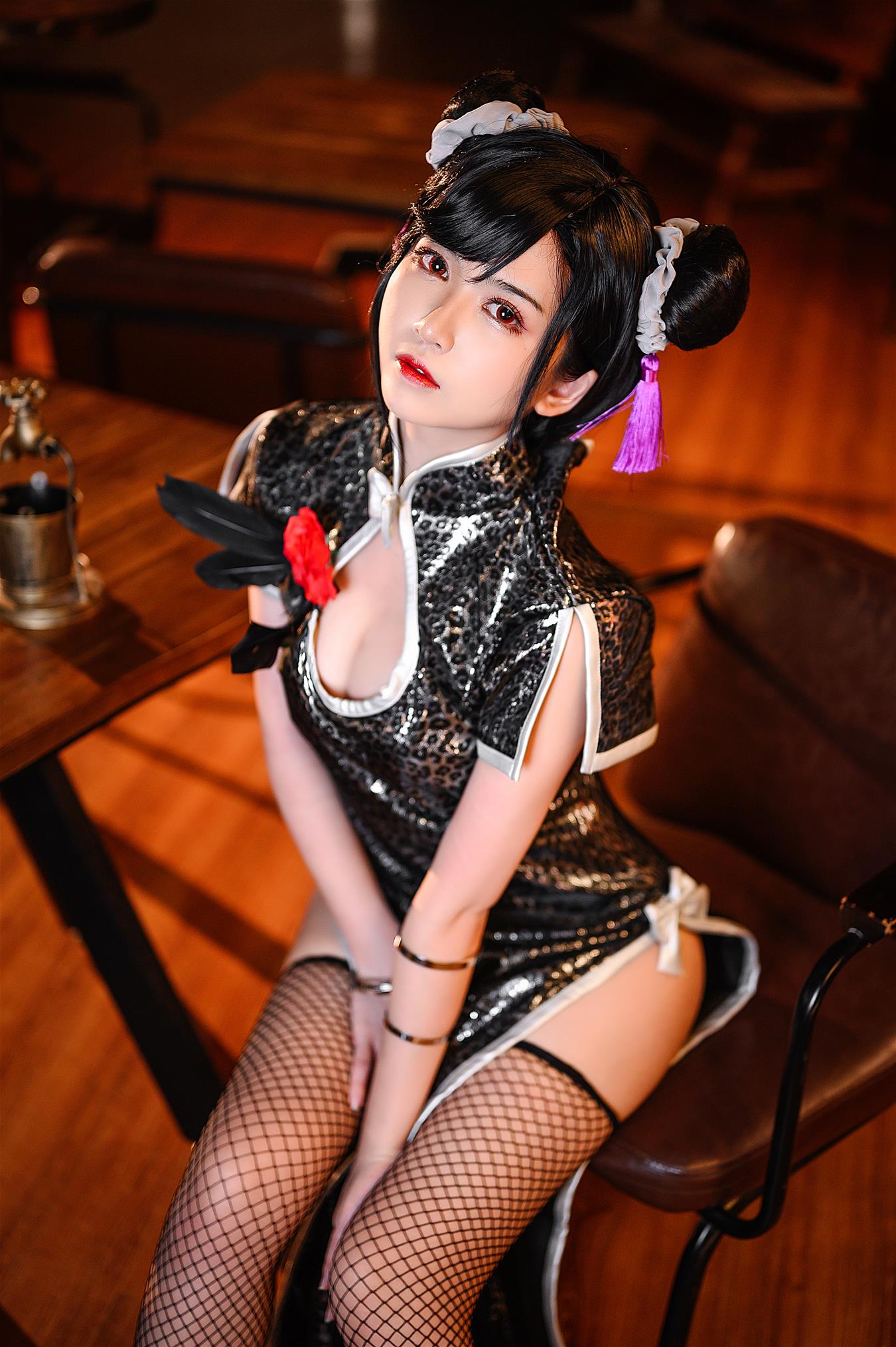 鳗鱼霏儿 蒂法旗袍 [21P-419MB]