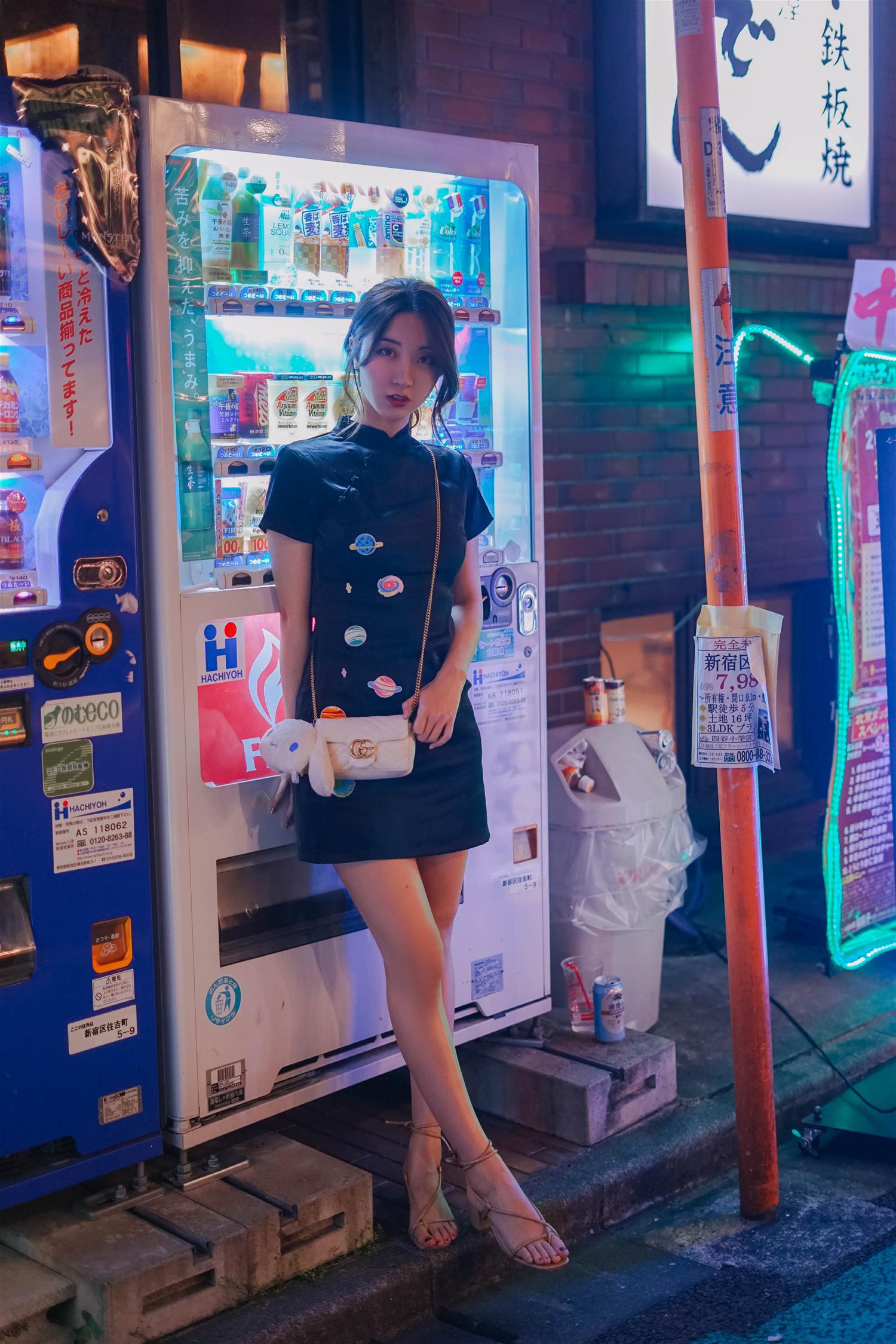 黑川 旗袍 [11P-65MB]