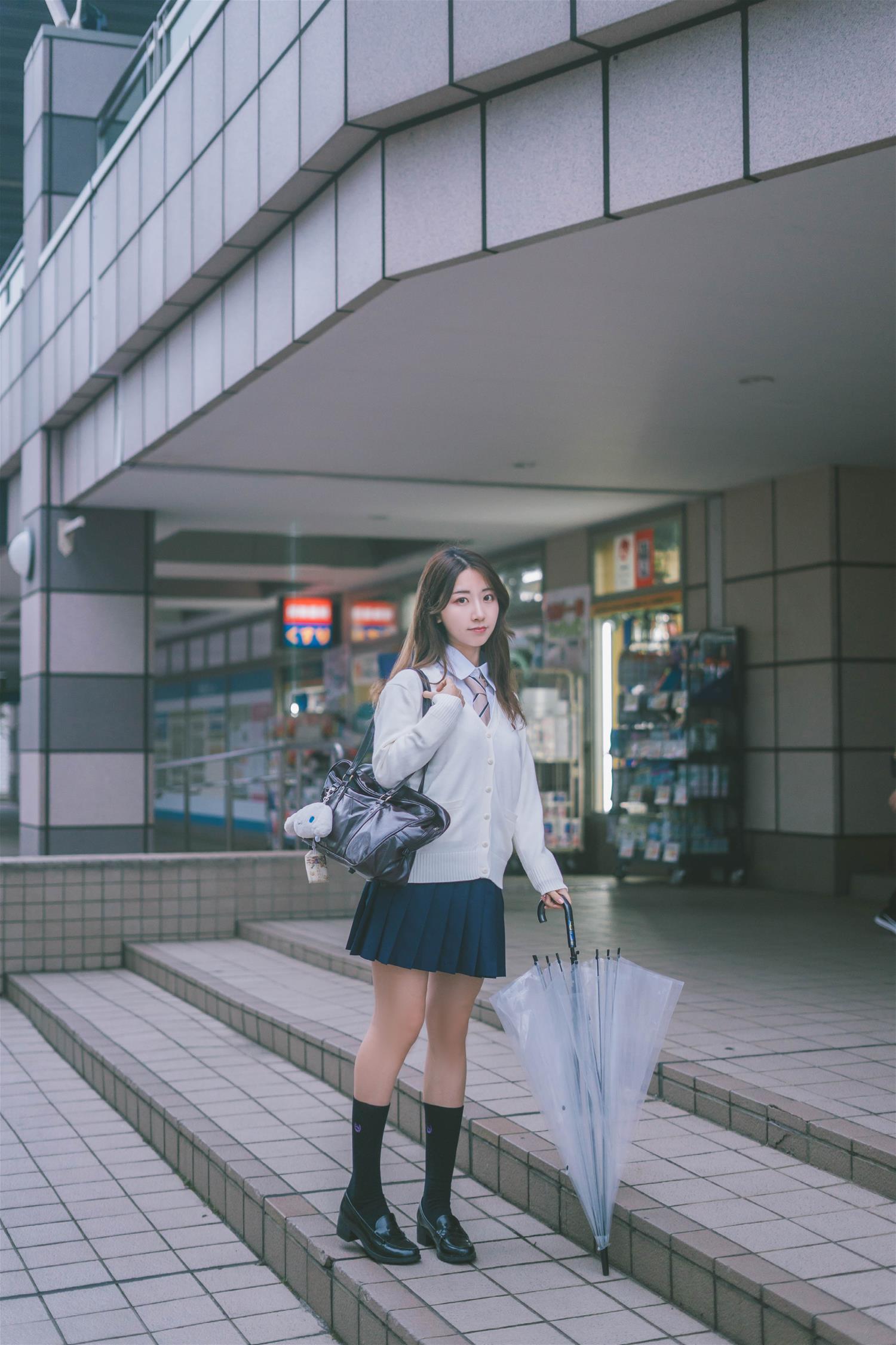 黑川 三丽鸥 [17P-92MB]