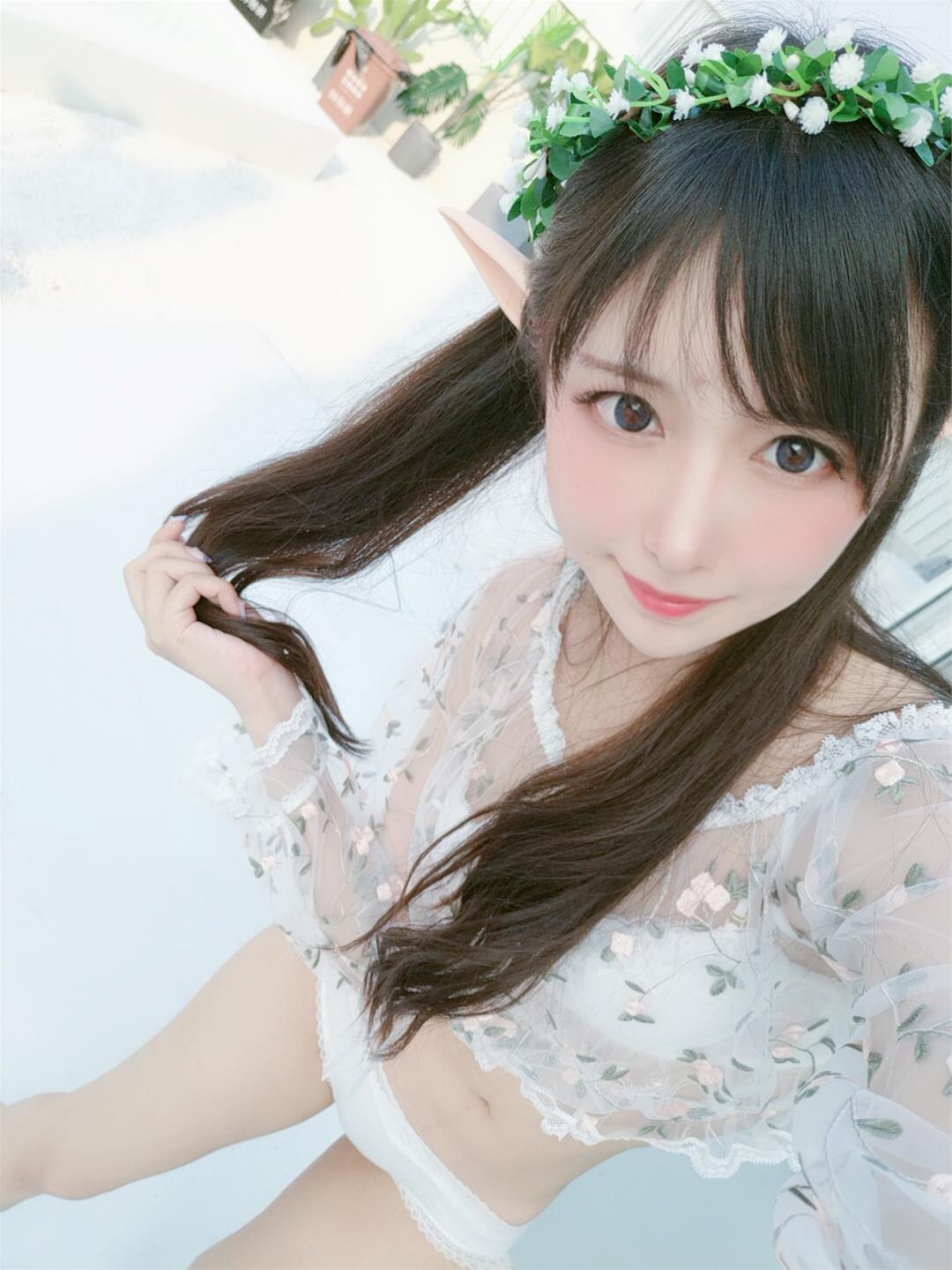 Shika小鹿鹿 夏日自拍 [25P-27MB]