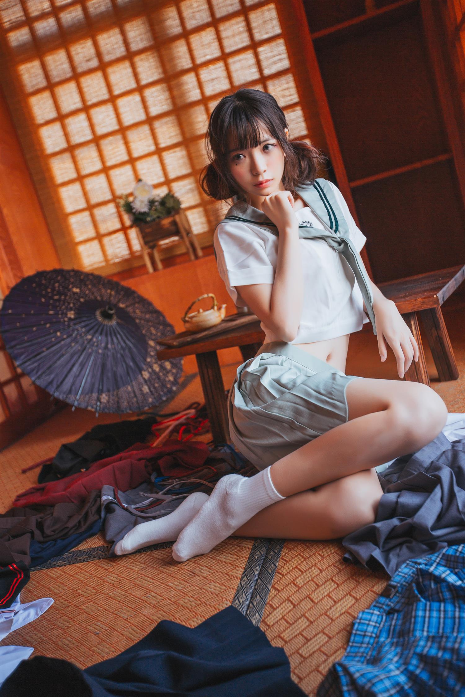 疯猫ss 少女 [24P-282MB]