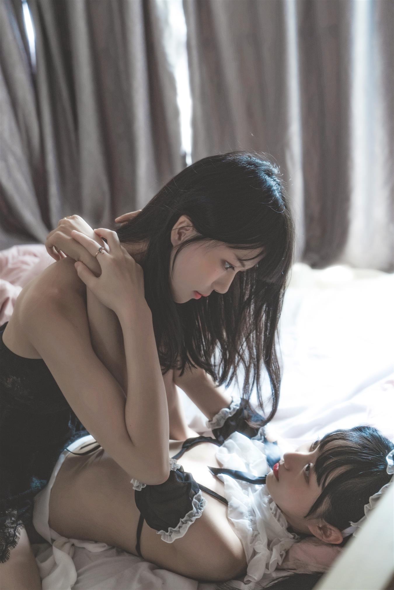 木绵绵OwO ×桜桃喵 暮(黑裙×妹抖) [48P-1.16GB]