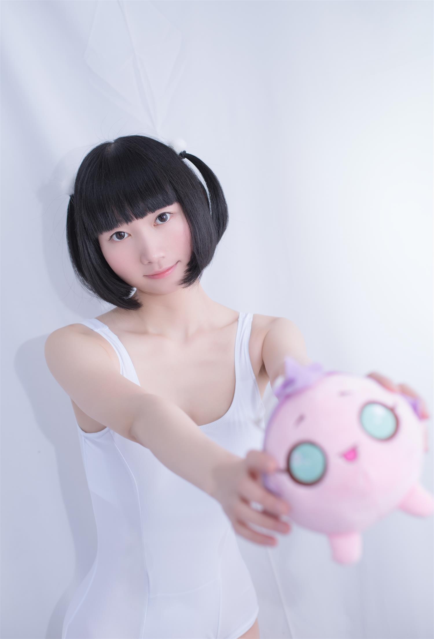 轻兰映画 SPL.001 白色纯情丝袜秀 [44P-228MB]