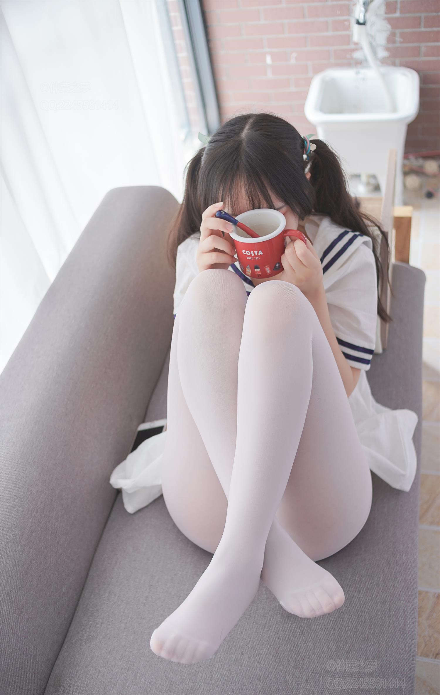 轻兰映画 SPL.006 白裙白丝美足 [112P-929MB]