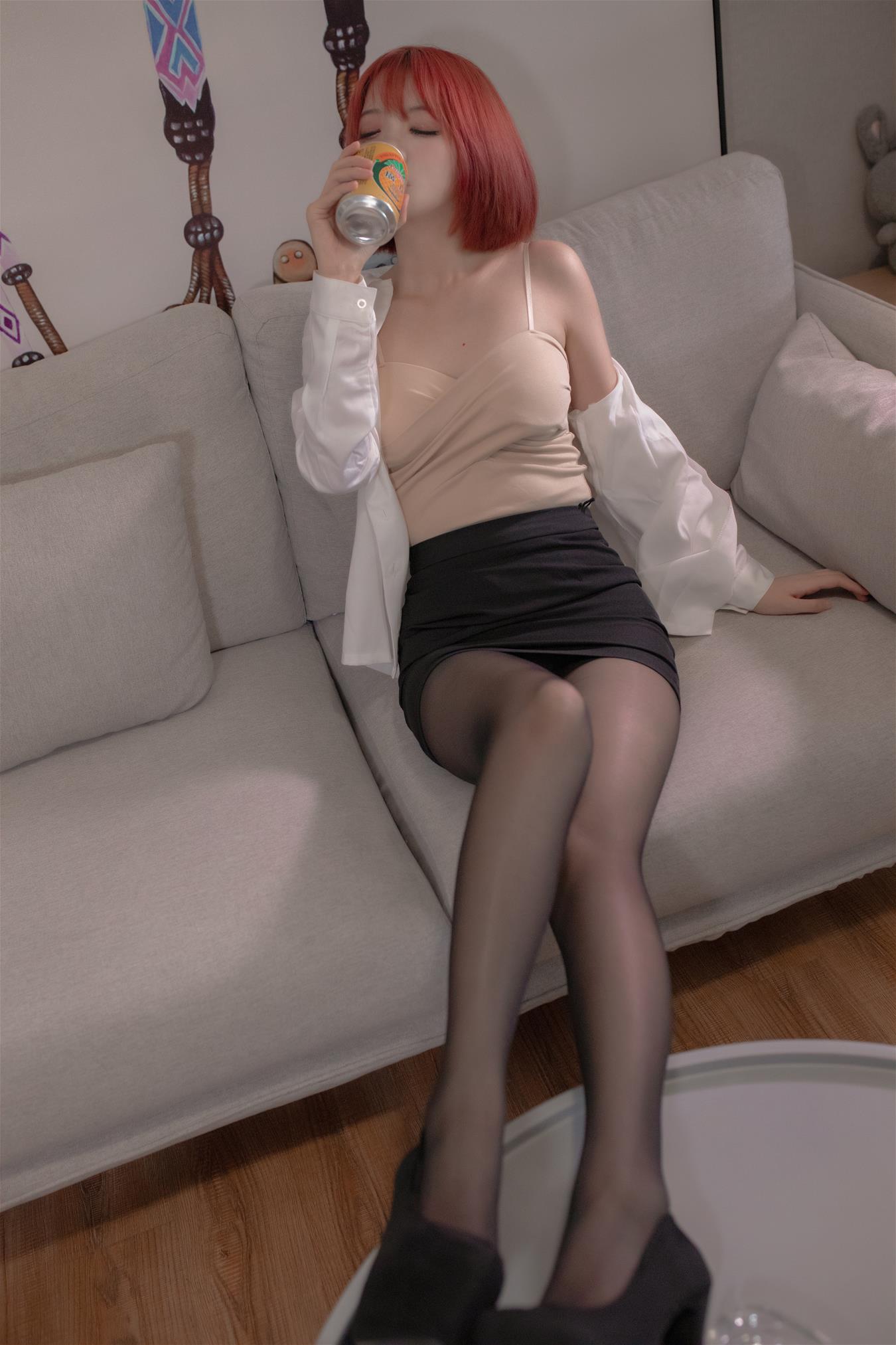 疯猫ss OL真爱本子 [125P-2.59GB]