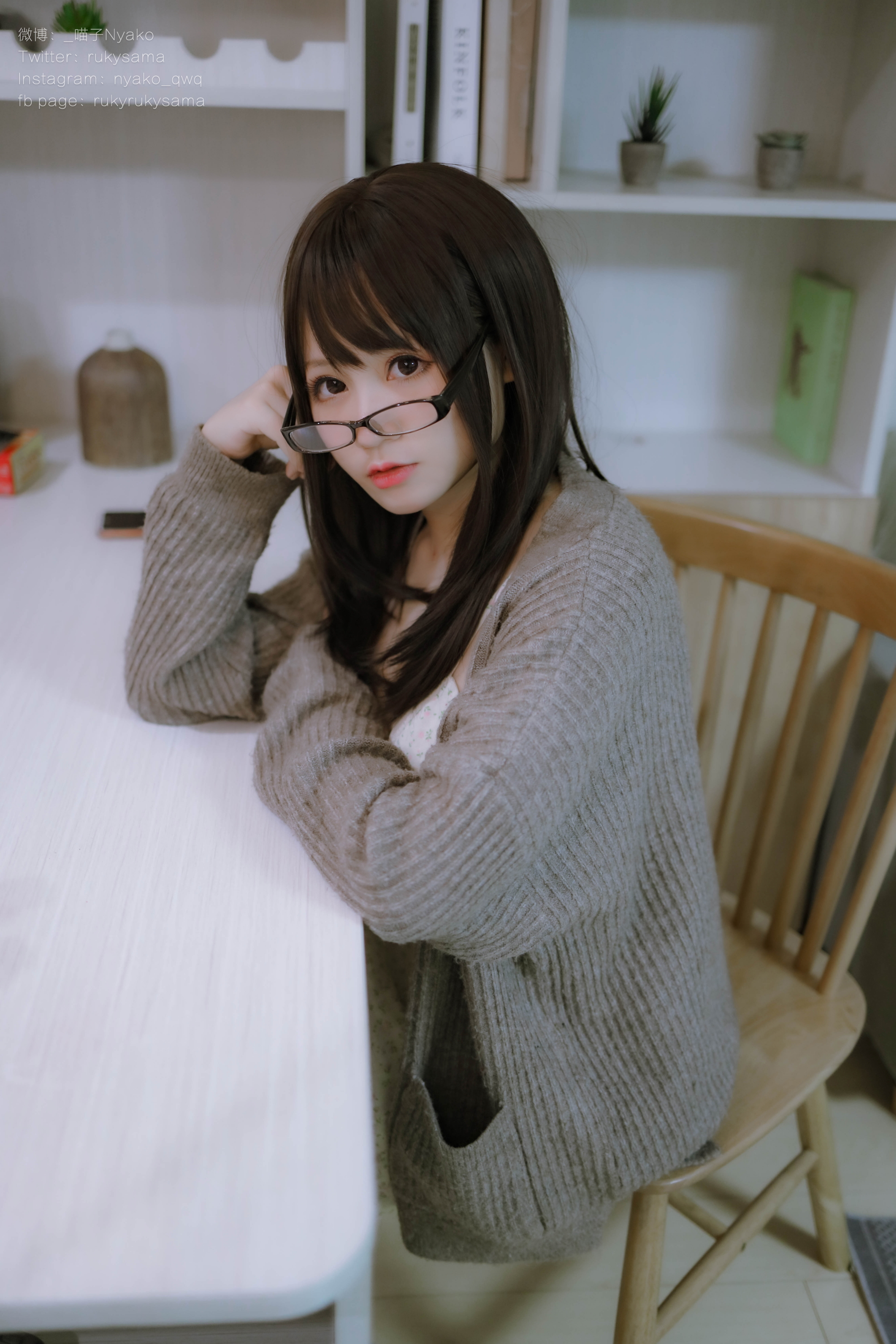 Nyako喵子 妄想彼女との同棲生活2 [205P2V-898MB]