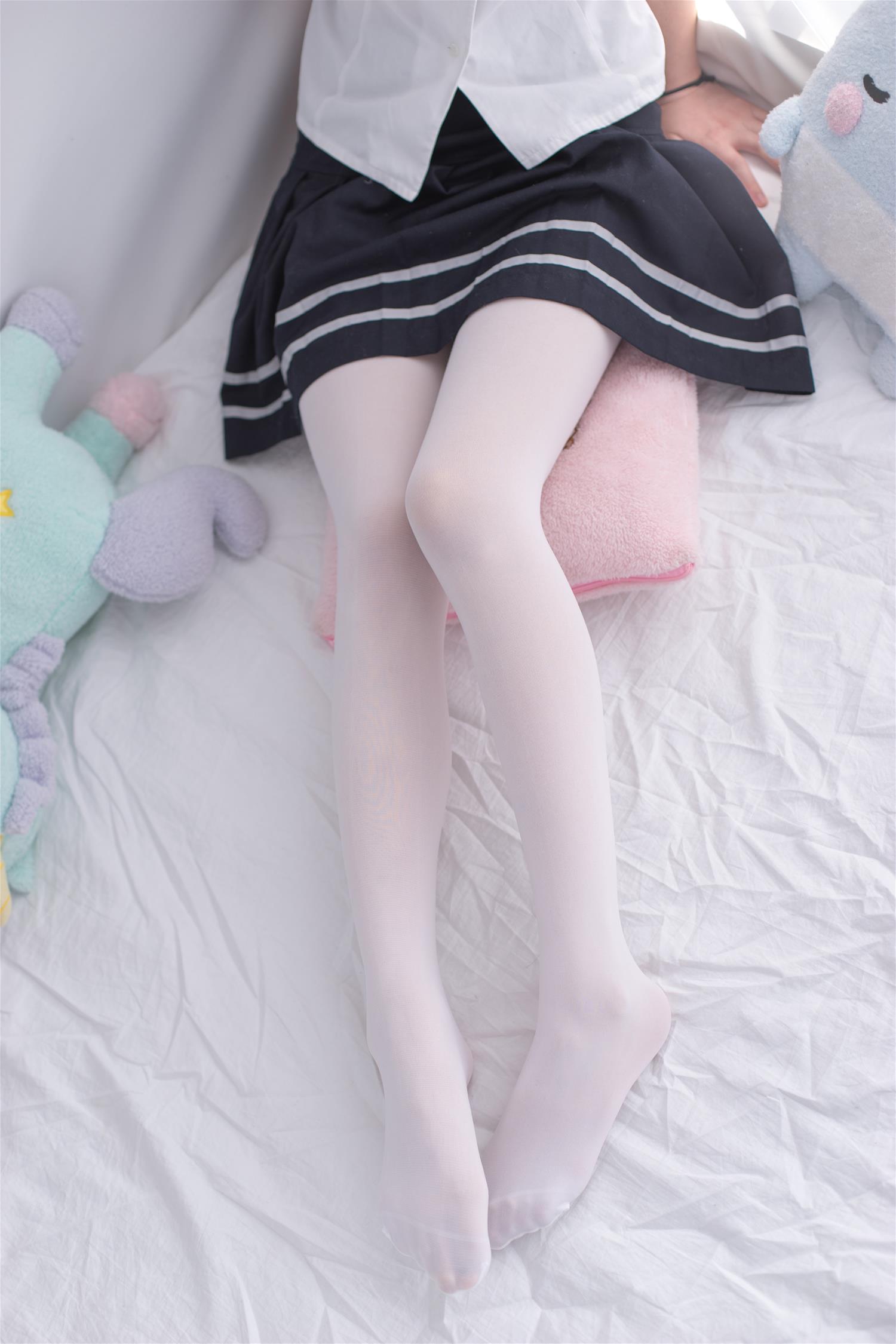 轻兰映画 VOL.008 校服白丝 [47P-314MB]