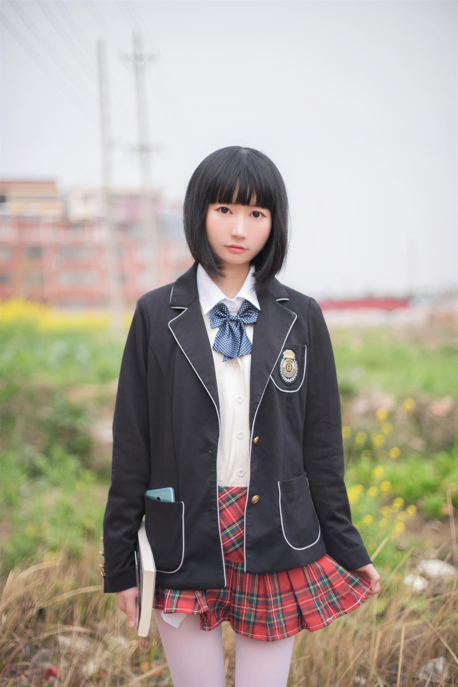 轻兰映画 VOL.016 JK浴室白丝 [74P1V-969MB]