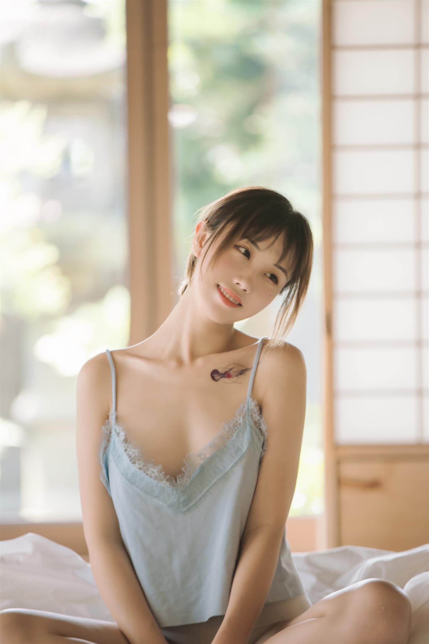 念雪ww 夏天日记 [27P-231MB]