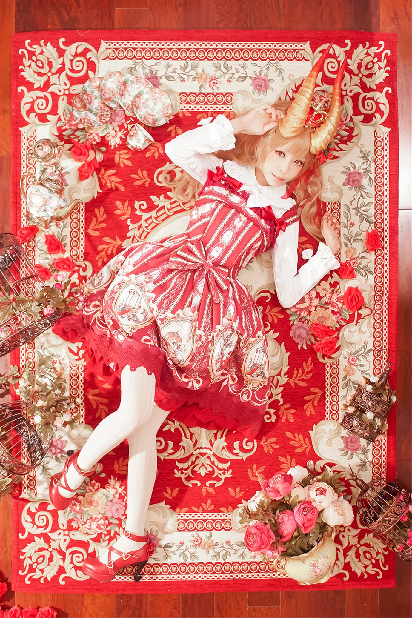 ElyEE子 午茶角少女 [27P-84MB]