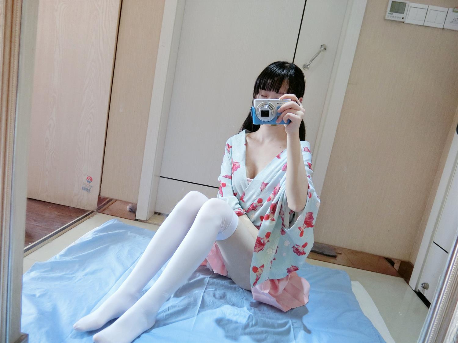 西尔酱 金鱼和服 [57P-446MB]