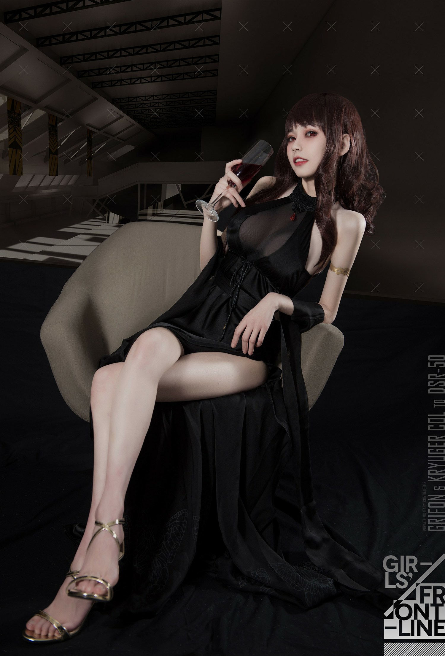 你的负卿 长腿指挥官 [9P-33MB]