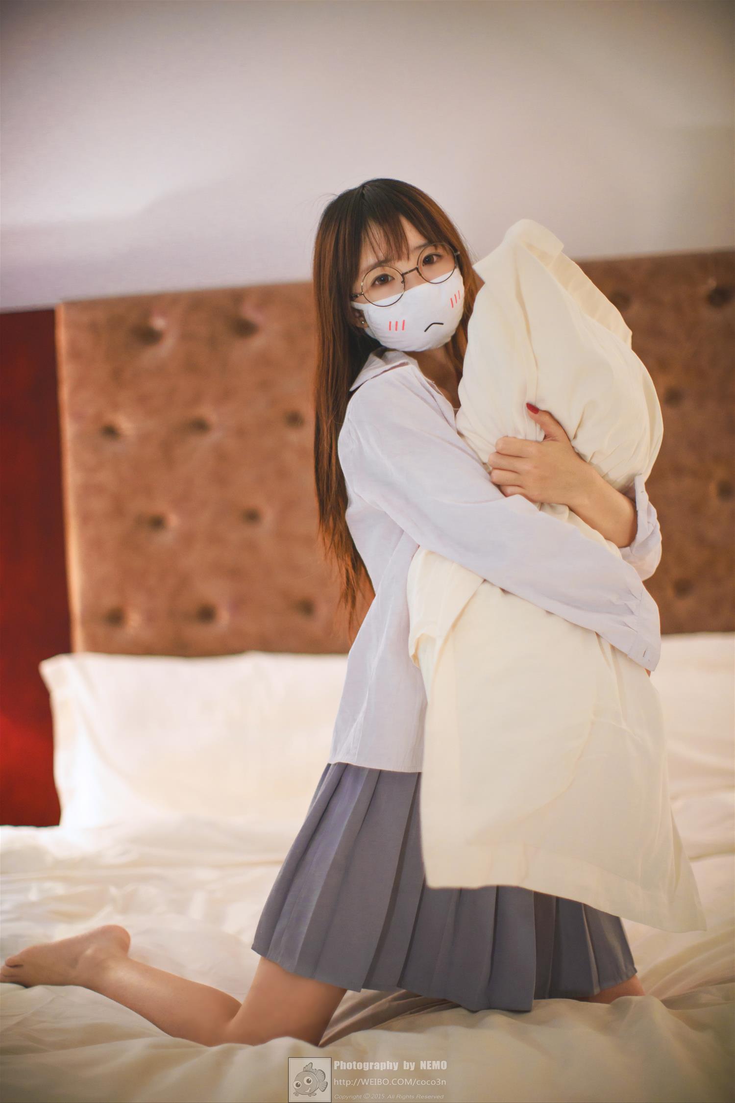 御子Yumiko 口罩 [17P-118MB]