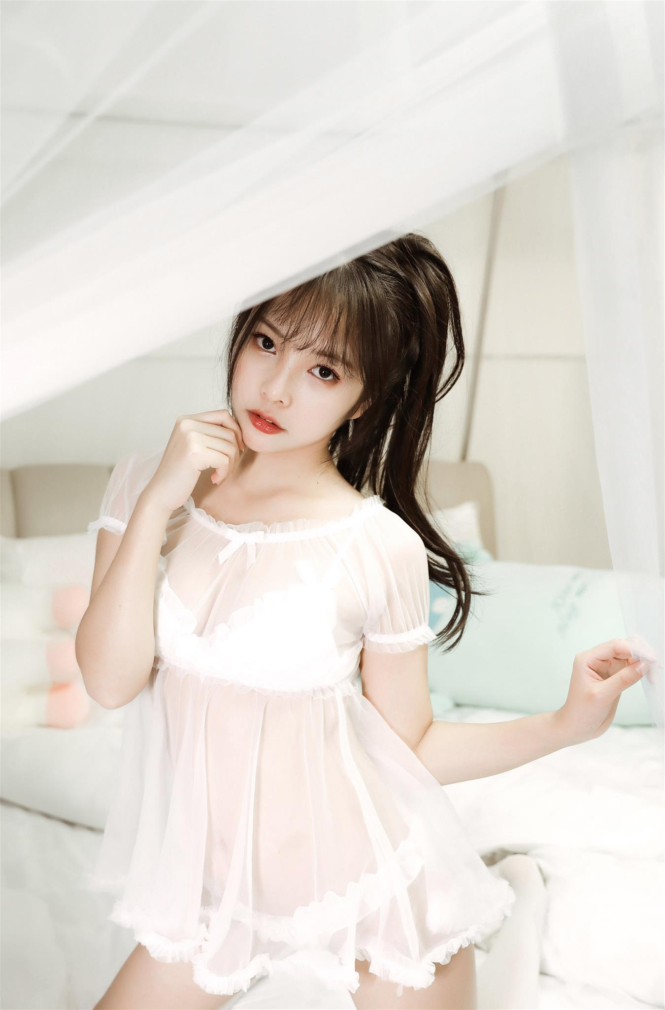 苏嫣嫣阿姨 白色猫耳头饰 [10P-15MB]