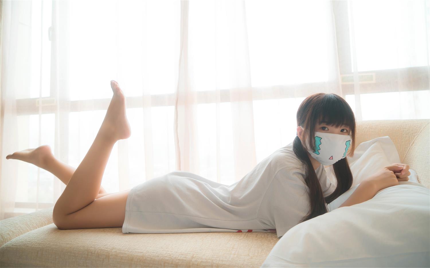 御子Yumiko 口罩 [17P-118MB]