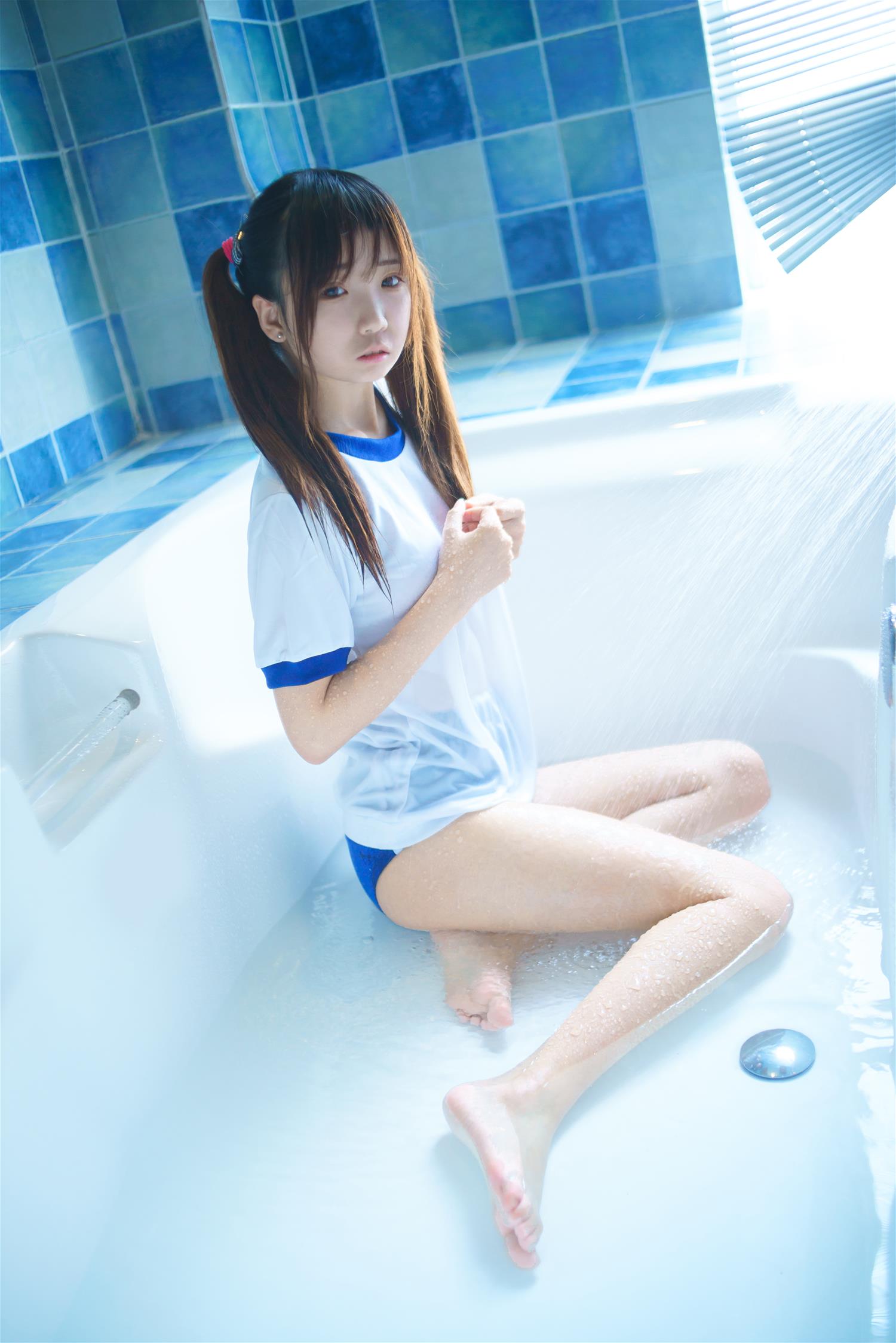 御子Yumiko 体操服 [38P-357MB]