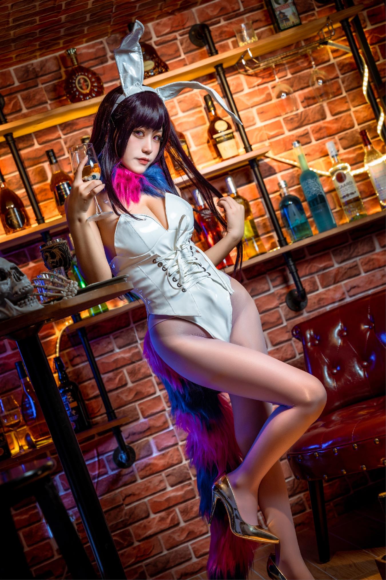 一笑芳香沁 恶魔姐姐 [30P-70MB]