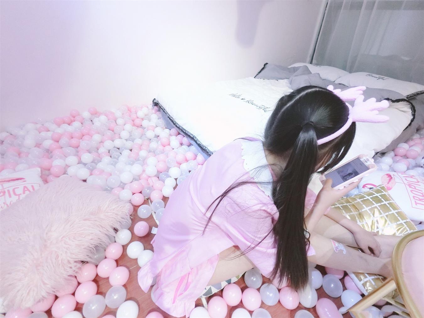 似喵 睡衣 [30P-27MB]