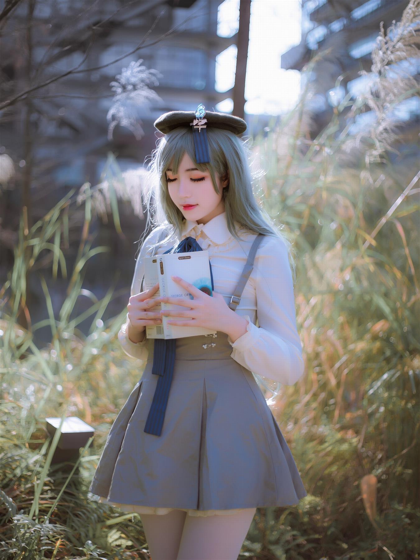 塔塔_Lo1iTa 三号写真本 [15P-182MB]