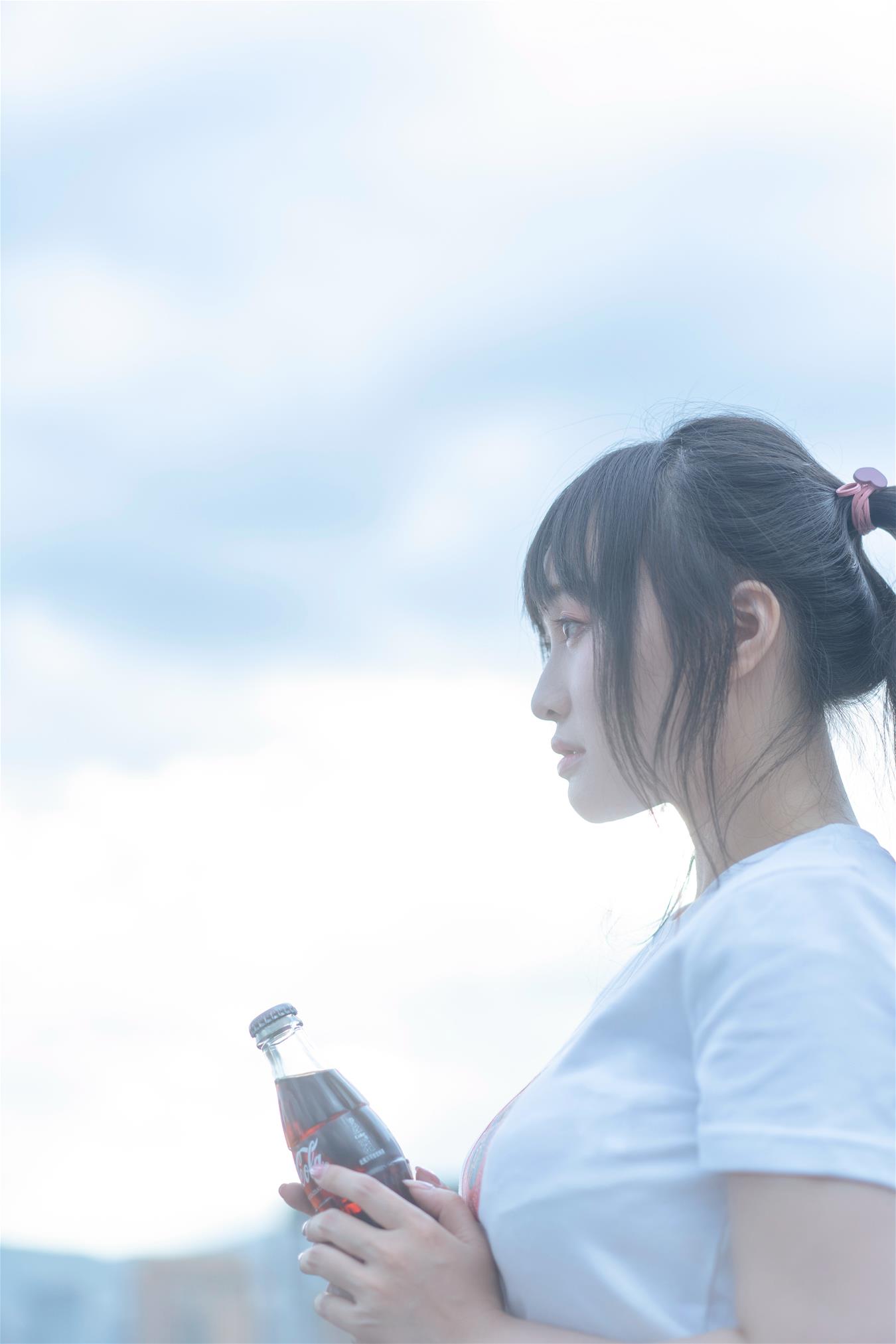 脱尾巴Mizuki 可乐JK [18P-33MB]