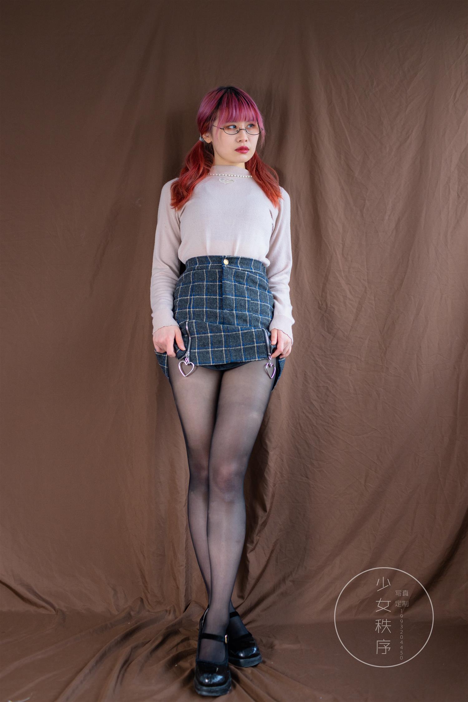 田璐璐 少女秩序 黑丝 [19P-190MB]