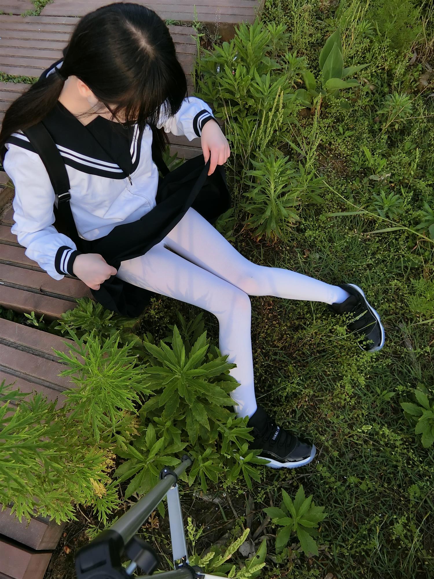 西尔酱 户外jk白丝 [53P-327MB]