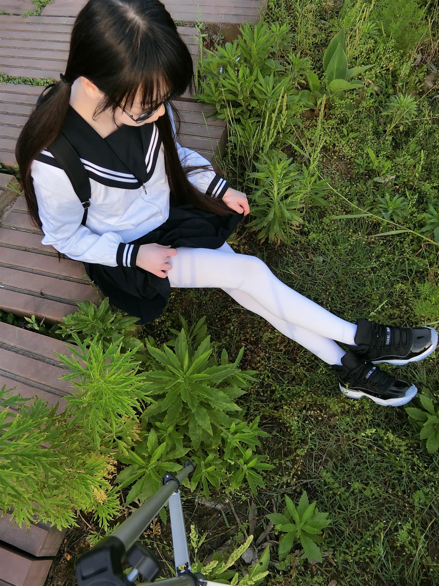 西尔酱 户外jk白丝 [53P-327MB]