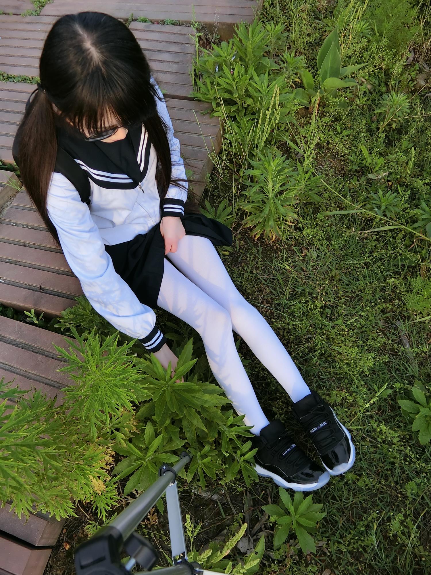 西尔酱 户外jk白丝 [53P-327MB]