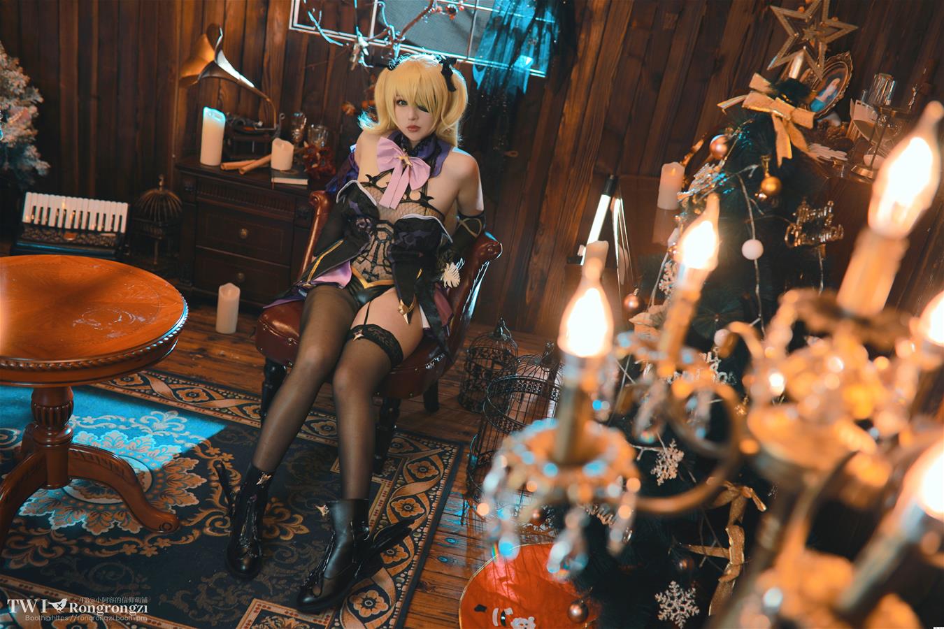 小容仔咕咕咕w 菲谢尔 [26P1V-253MB]