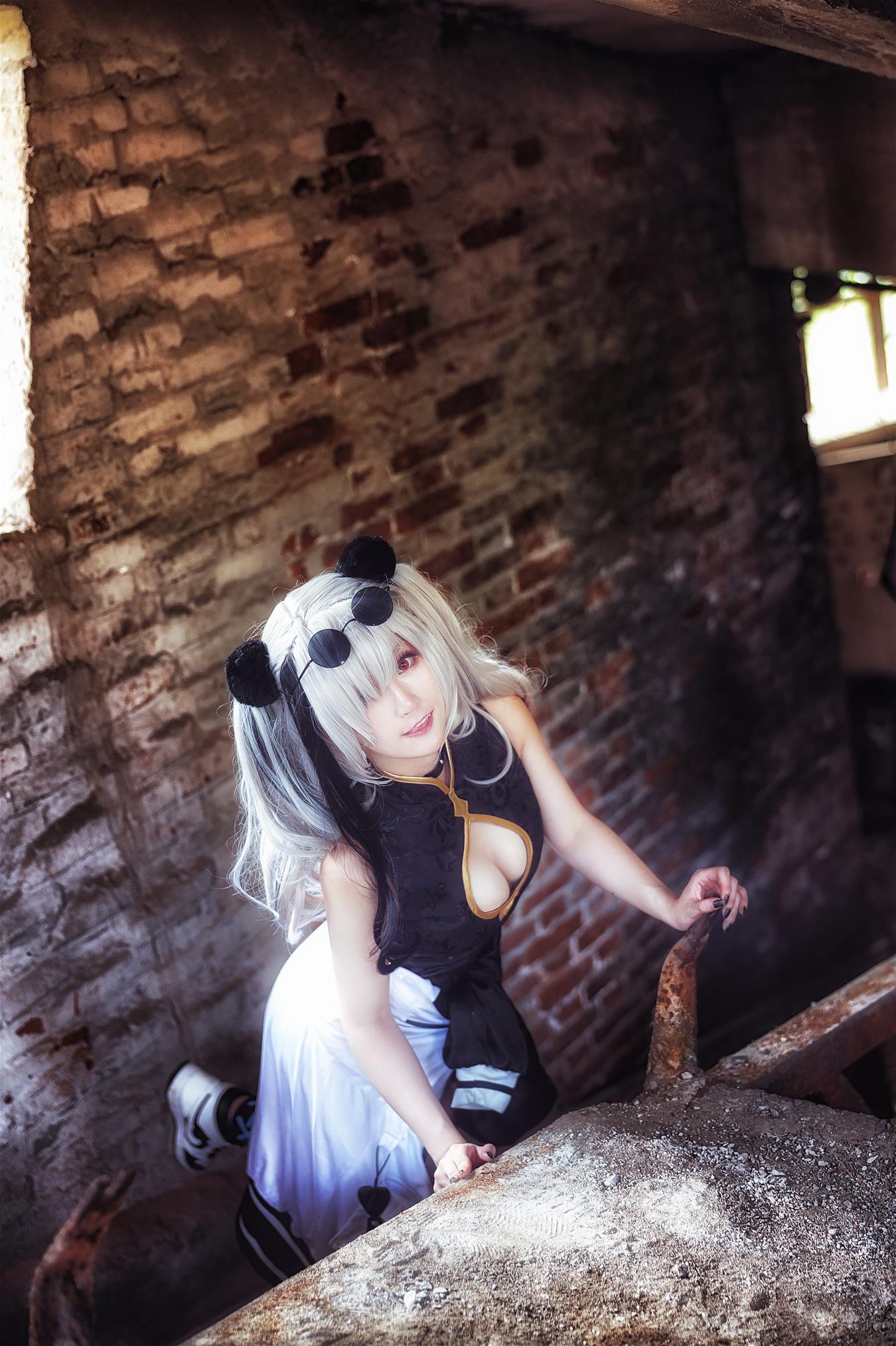 yui金鱼 食铁兽 [15P-216MB]