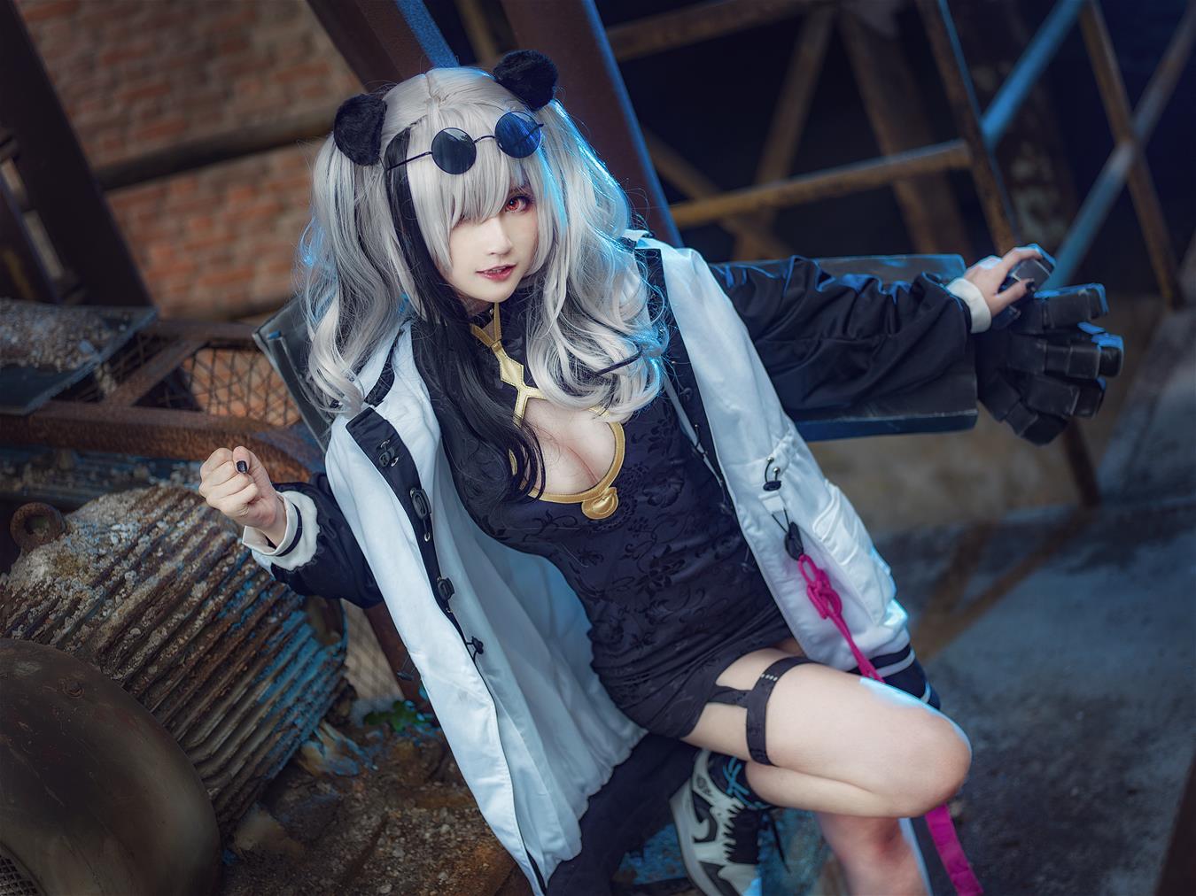 yui金鱼 食铁兽 [15P-216MB]