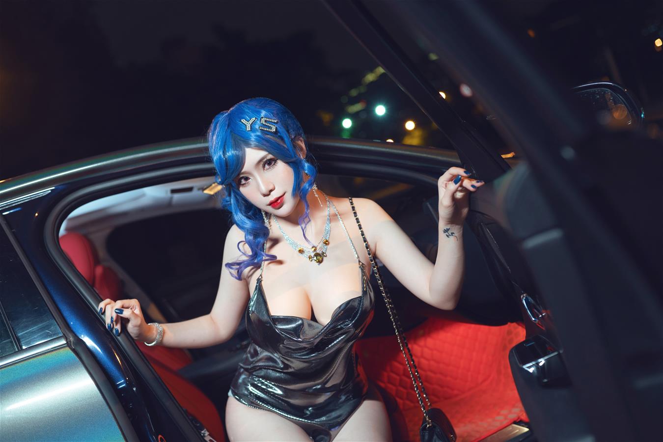 羊大真人 圣路易斯礼服 [20P-131MB]