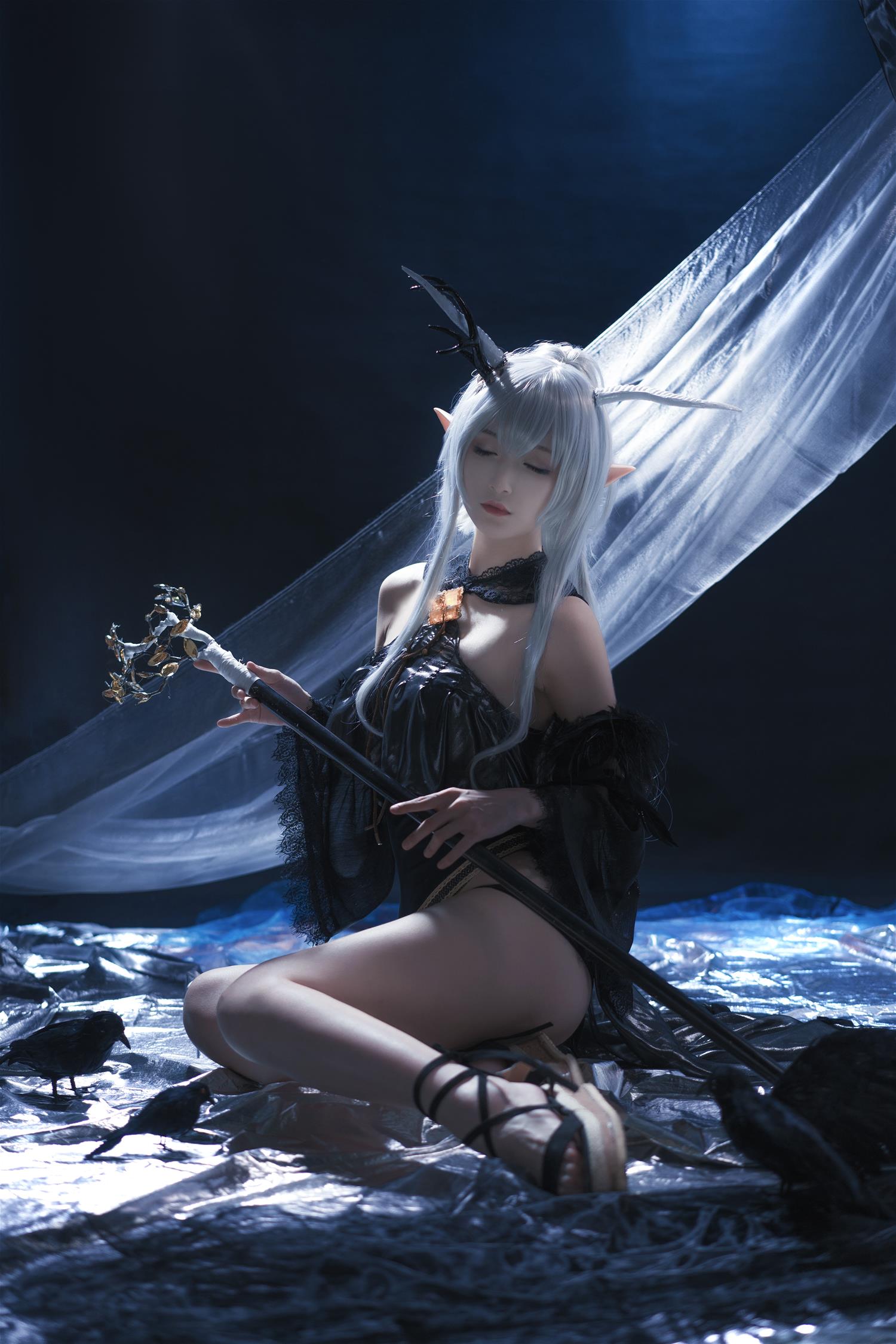 铁板烧鬼舞w 闪灵 [18P-207MB]