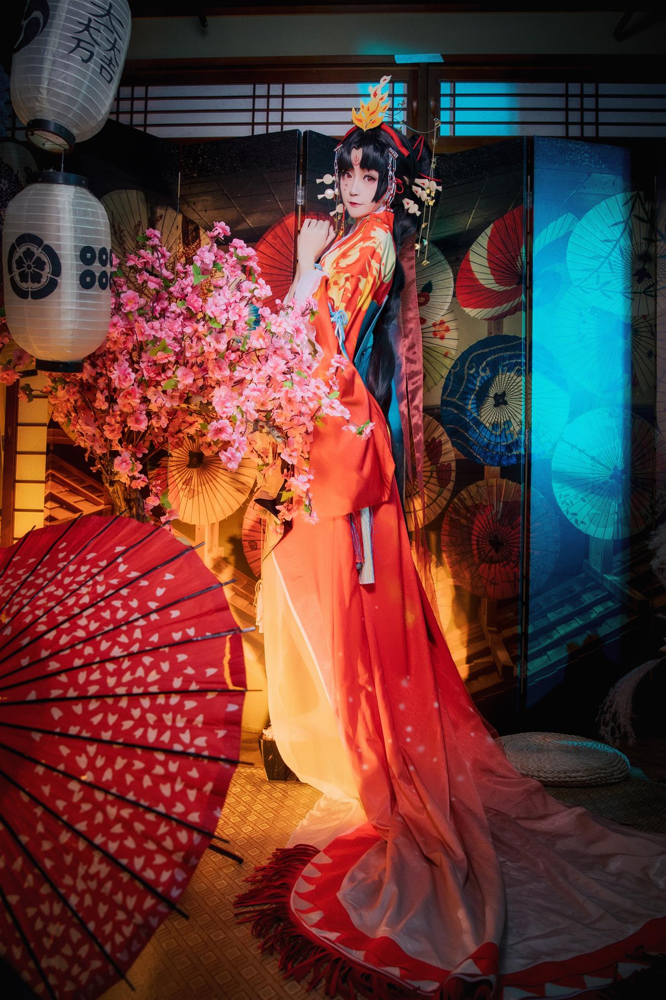 yui金鱼 蝶步韶华 [14P-287MB]