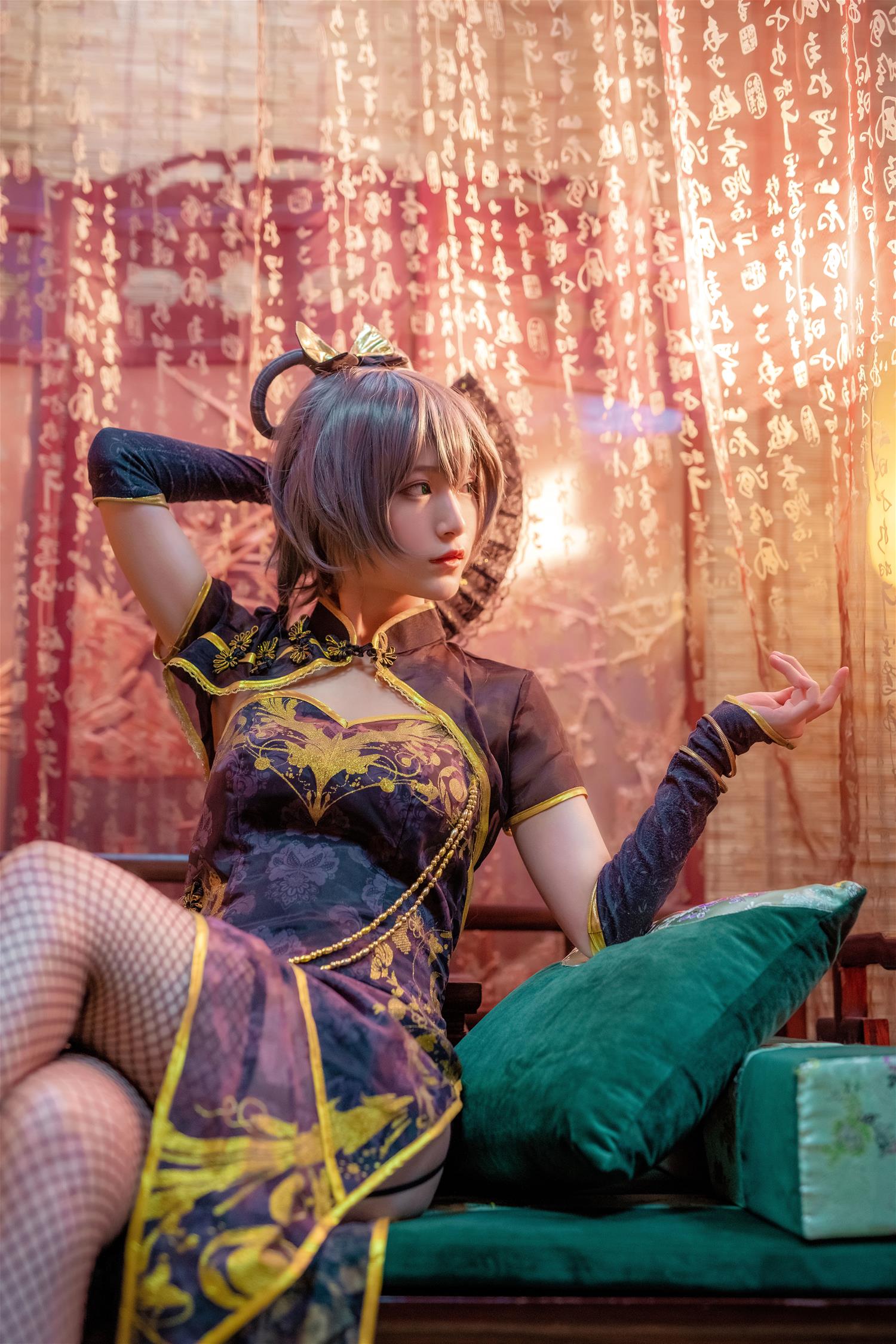 铁板烧鬼舞w 洛天依 [14P-208MB]