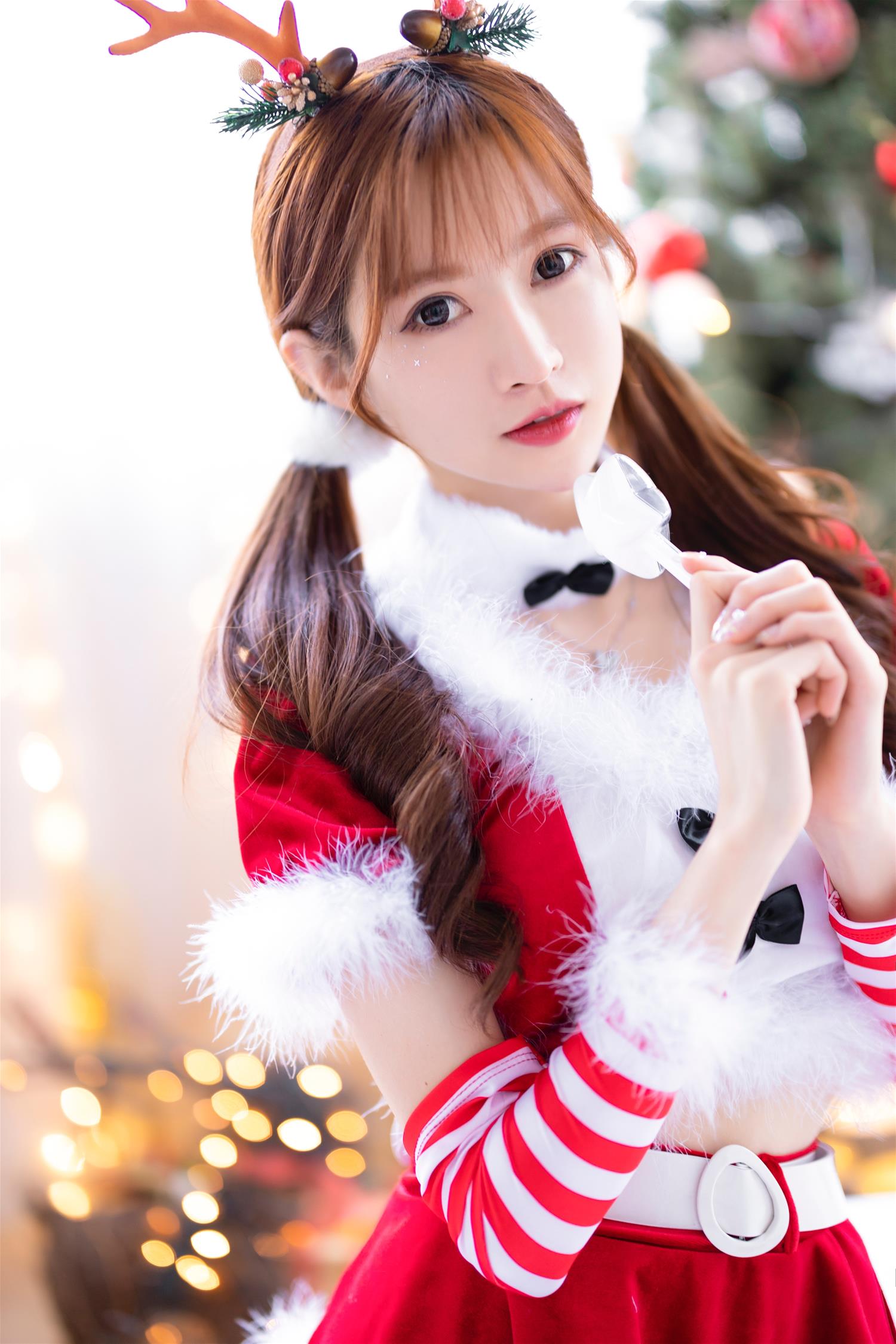 王羽杉Barbieshy 圣诞特辑 [50P2V-417MB]