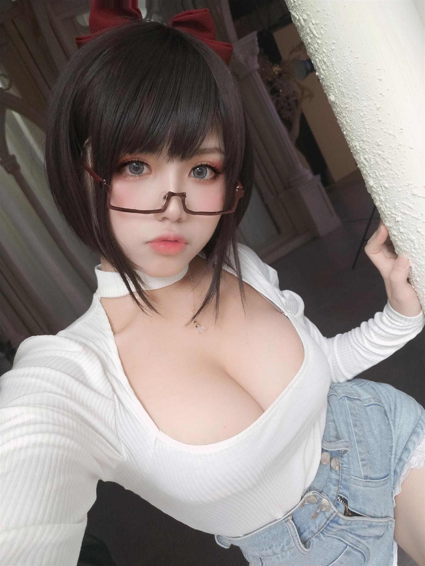 一笑芳香沁 与学长的约会date [25P-101MB]