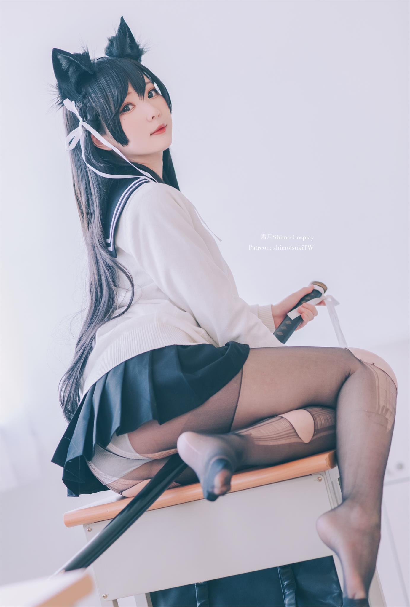 霜月shimo 爱宕制服 [16P-18MB]