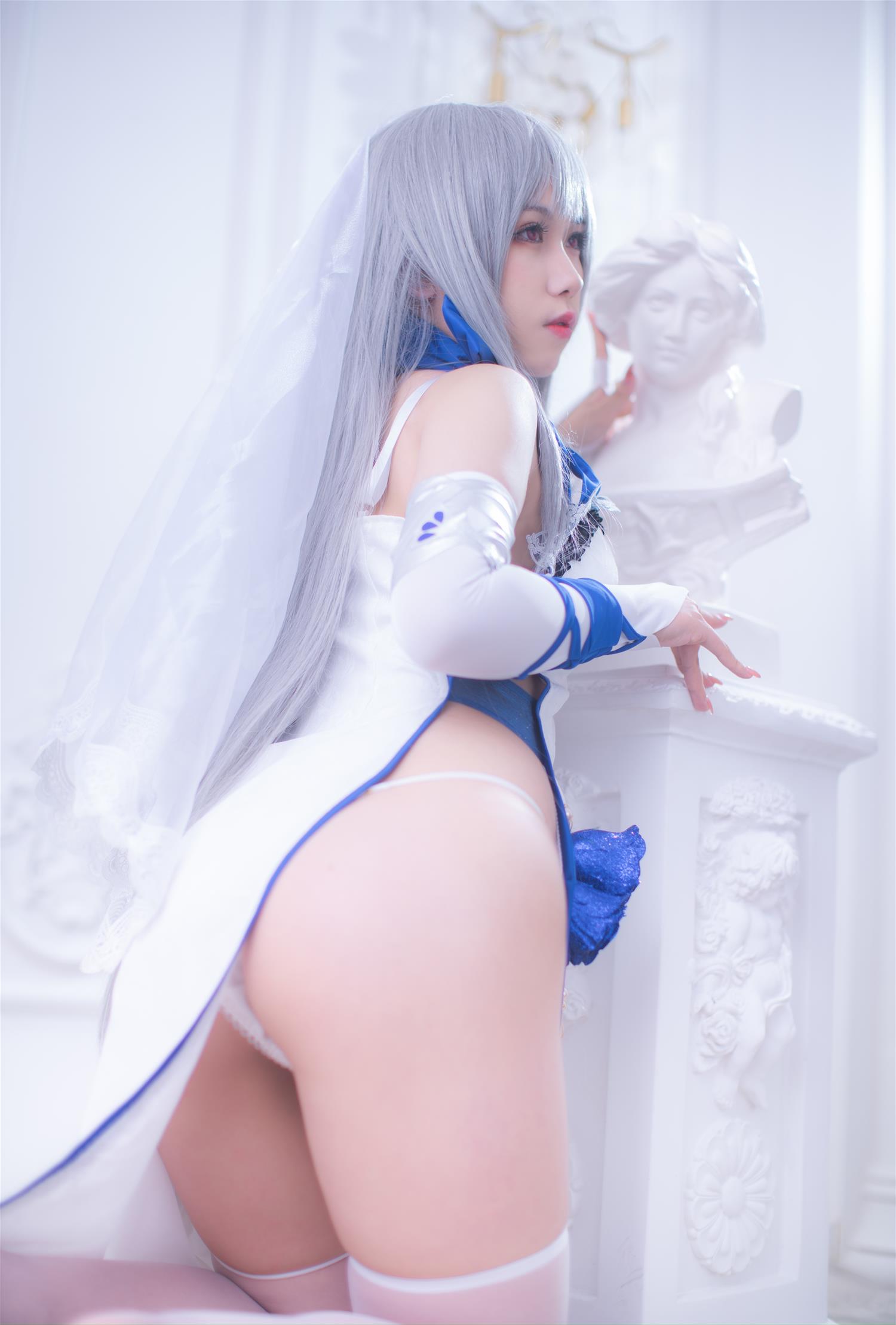 芋圆侑子 路易九世礼服 [12P-83MB]