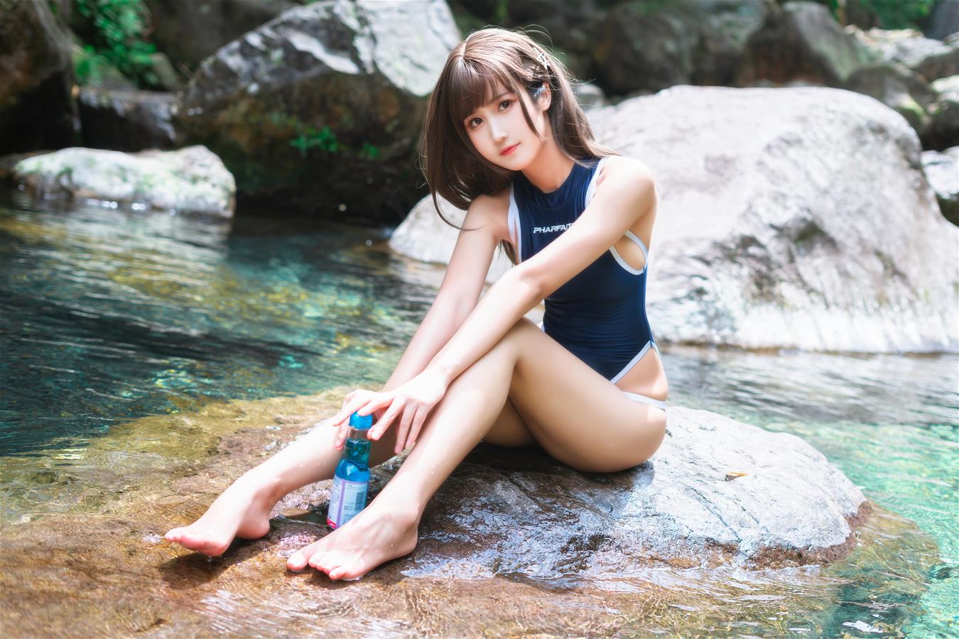 三度_69 竞泳 [21P7V-320MB]