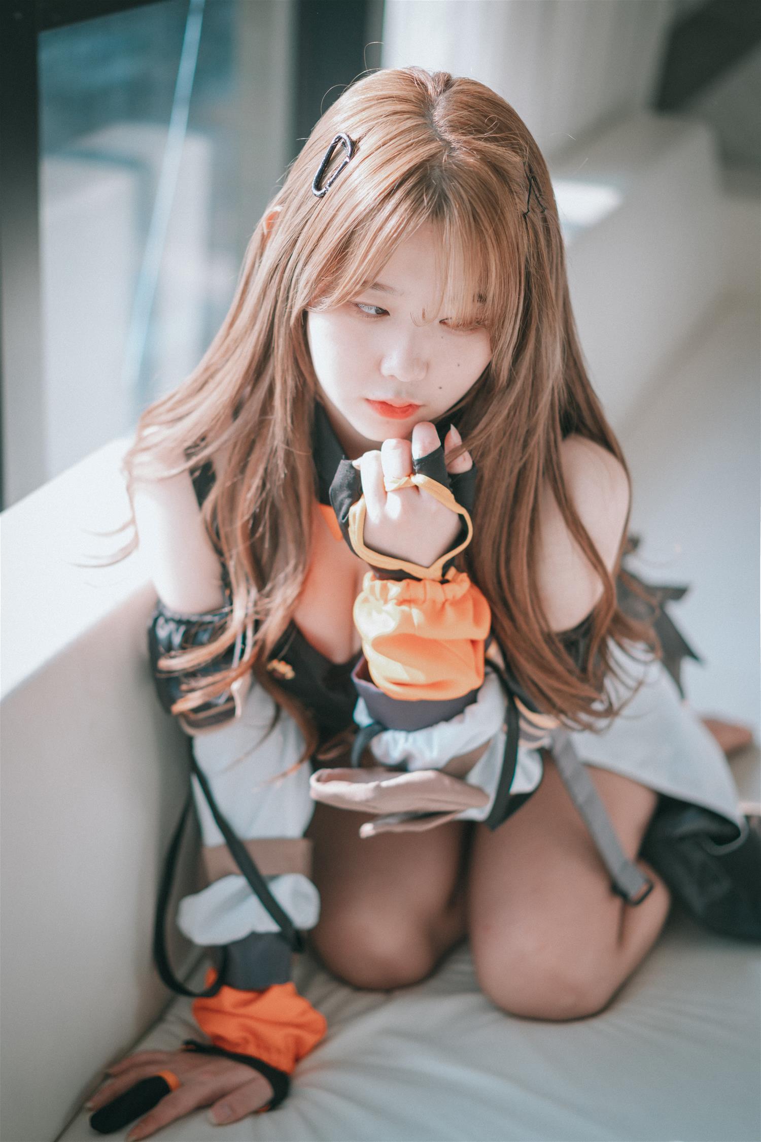 Zia (지아) DJAWA Photo Overheated K2 (Girls Frontline) [52P-530MB]