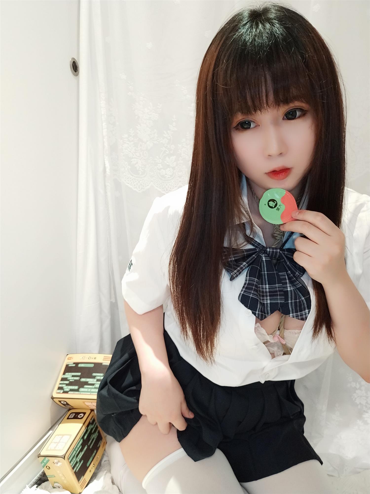 是依酱吖 JK捆绑 [20P-43MB]