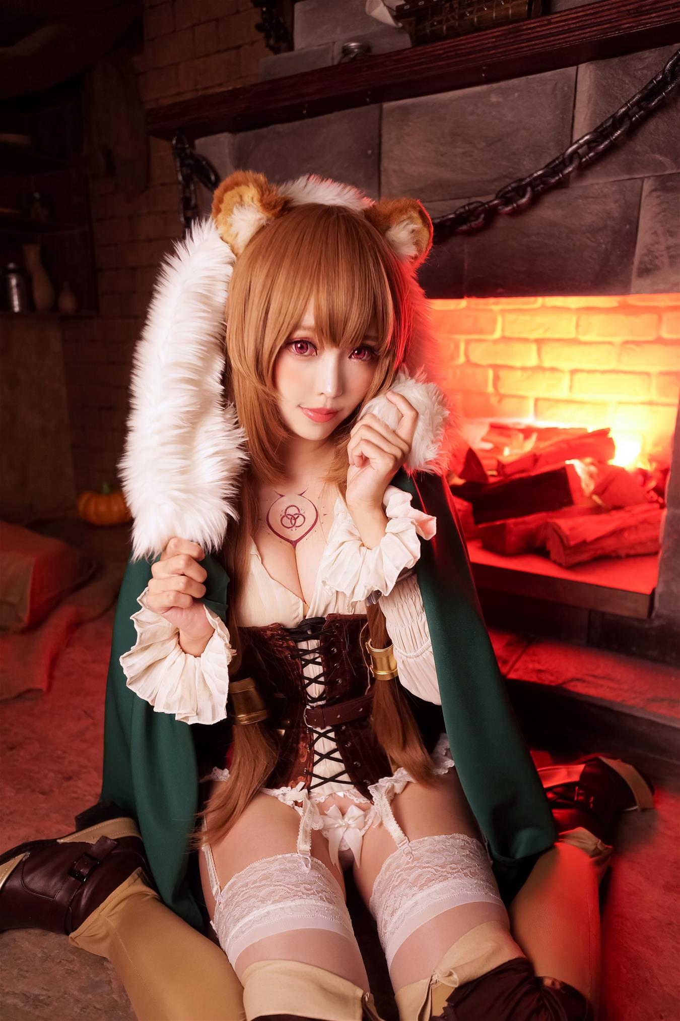 ElyEE子 小浣熊壁炉 [16P-72MB]