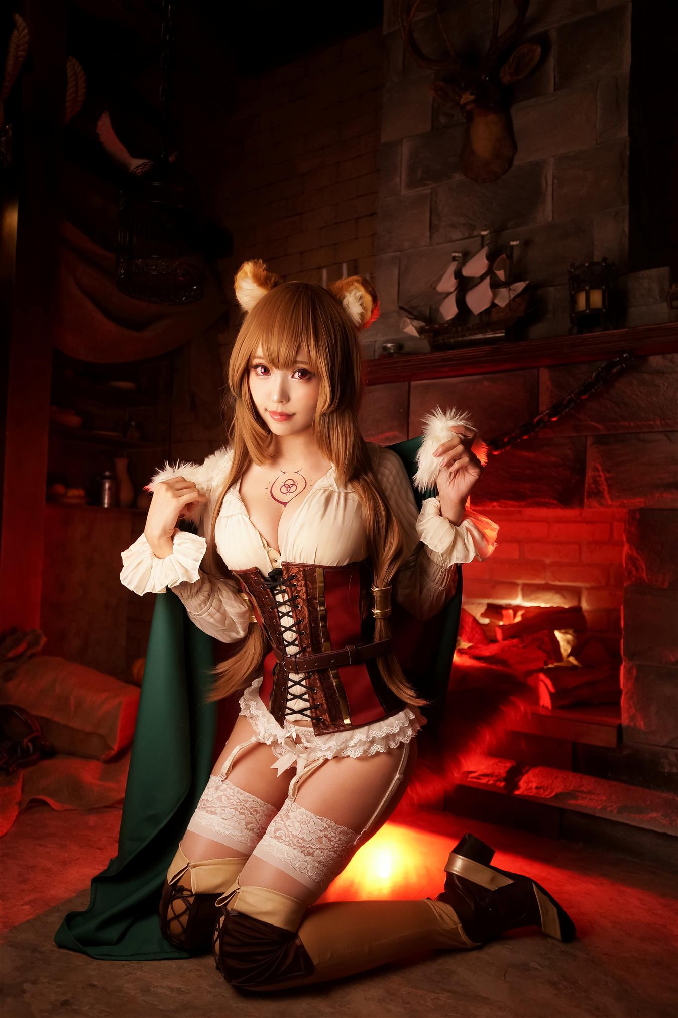 ElyEE子 小浣熊壁炉 [16P-72MB]