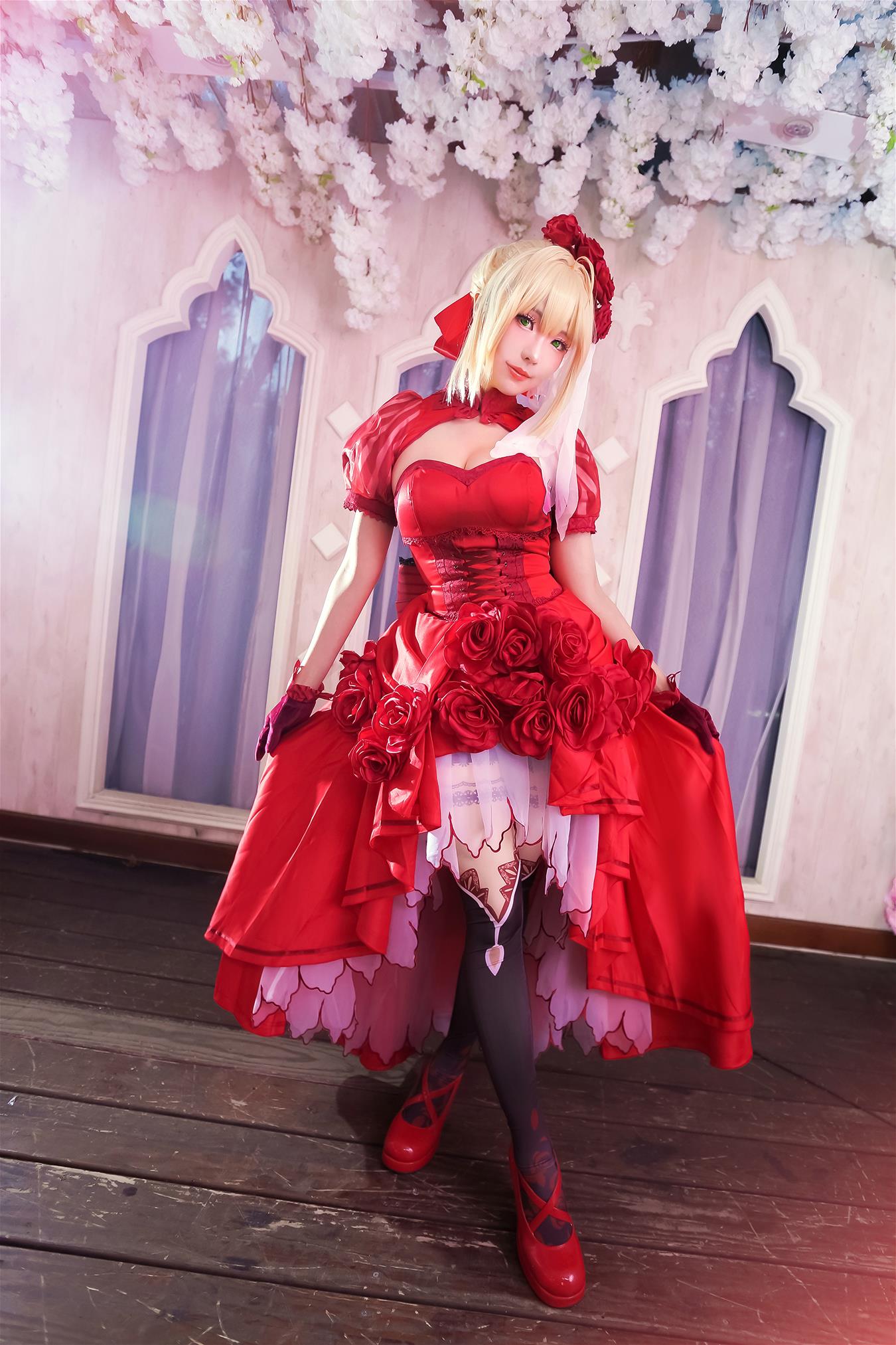 ElyEE子 尼禄 红玫瑰 [12P-62MB]