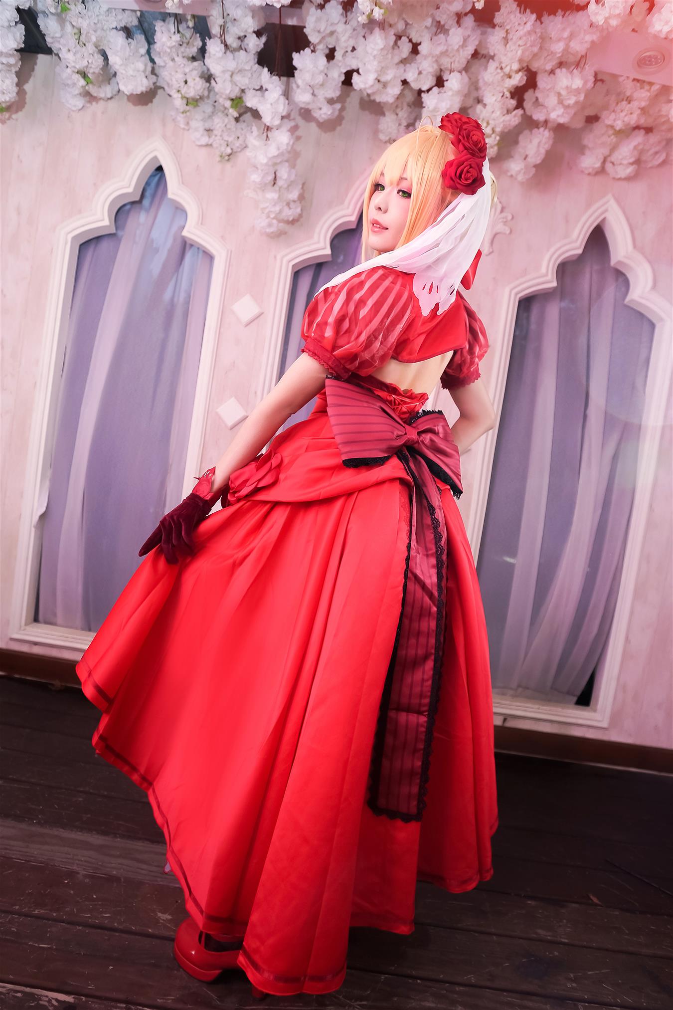 ElyEE子 尼禄 红玫瑰 [12P-62MB]