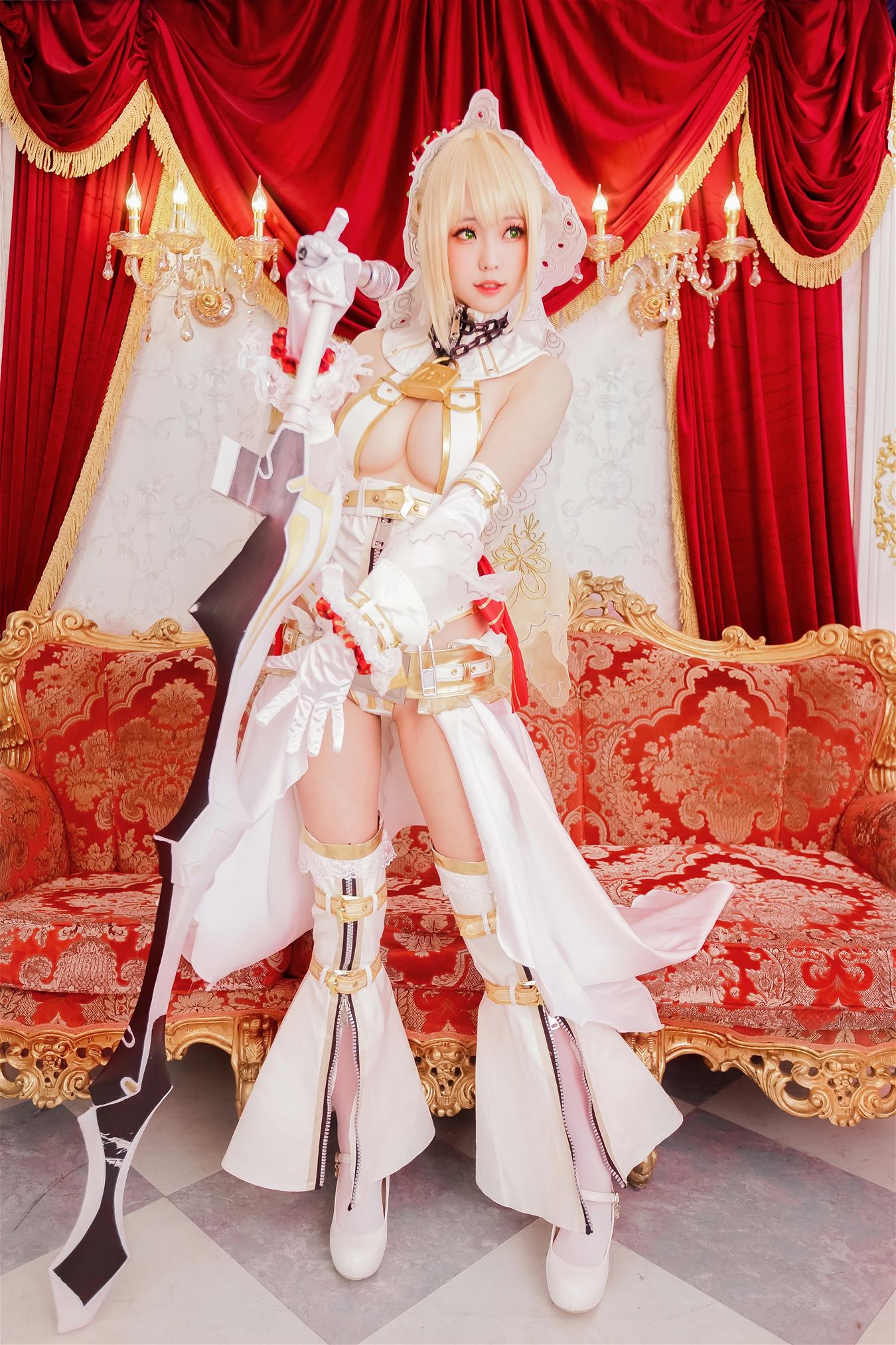 ElyEE子 尼禄 婚纱 [12P-70MB]