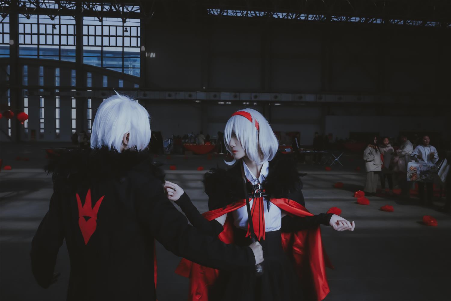 妖君白研 VOCALOID COS漫展场照言和 [10P-25MB]