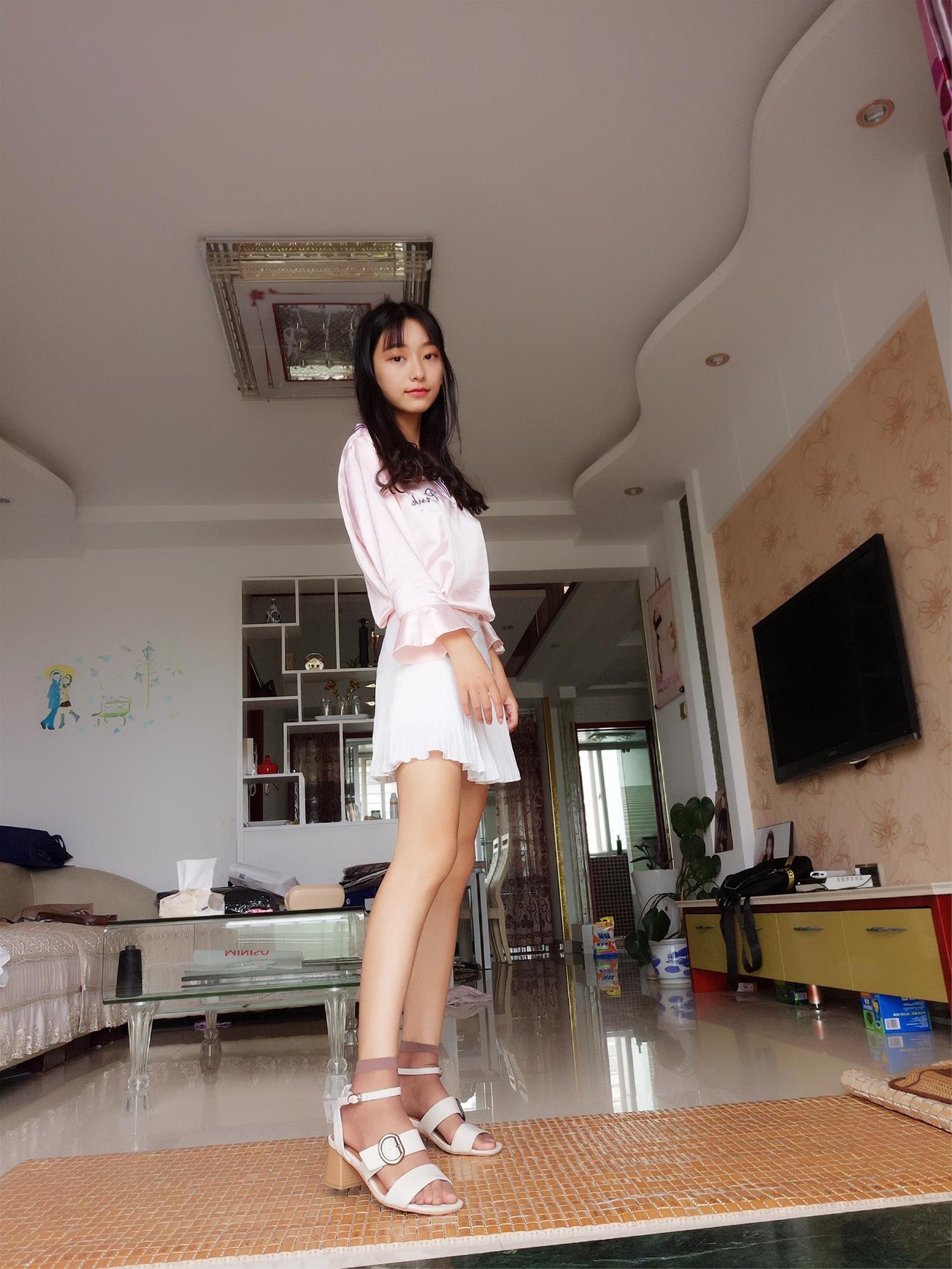 蓓蓓 居家生活1 [83P-142MB]